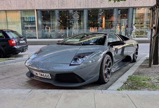 Lamborghini Murciélago LP640