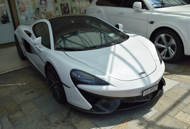 McLaren 570GT