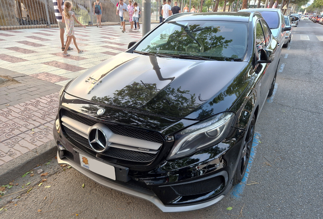 Mercedes-Benz GLA 45 AMG X156