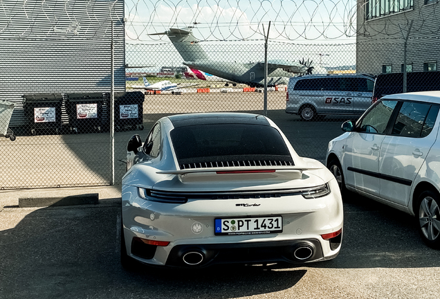 Porsche 992 Turbo