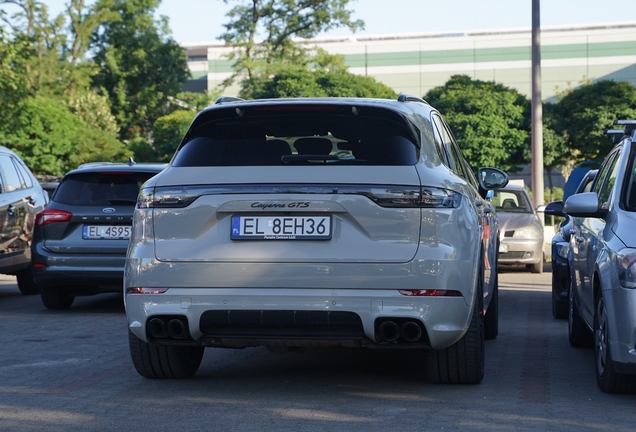 Porsche 9YA Cayenne GTS