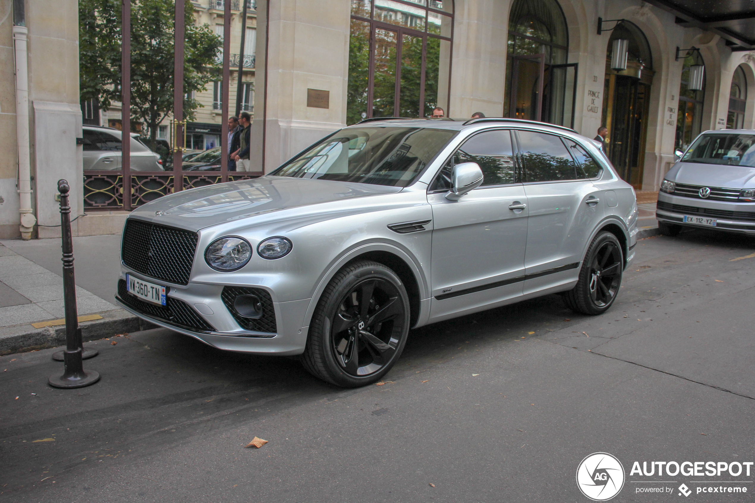 Bentley Bentayga Hybrid 2021