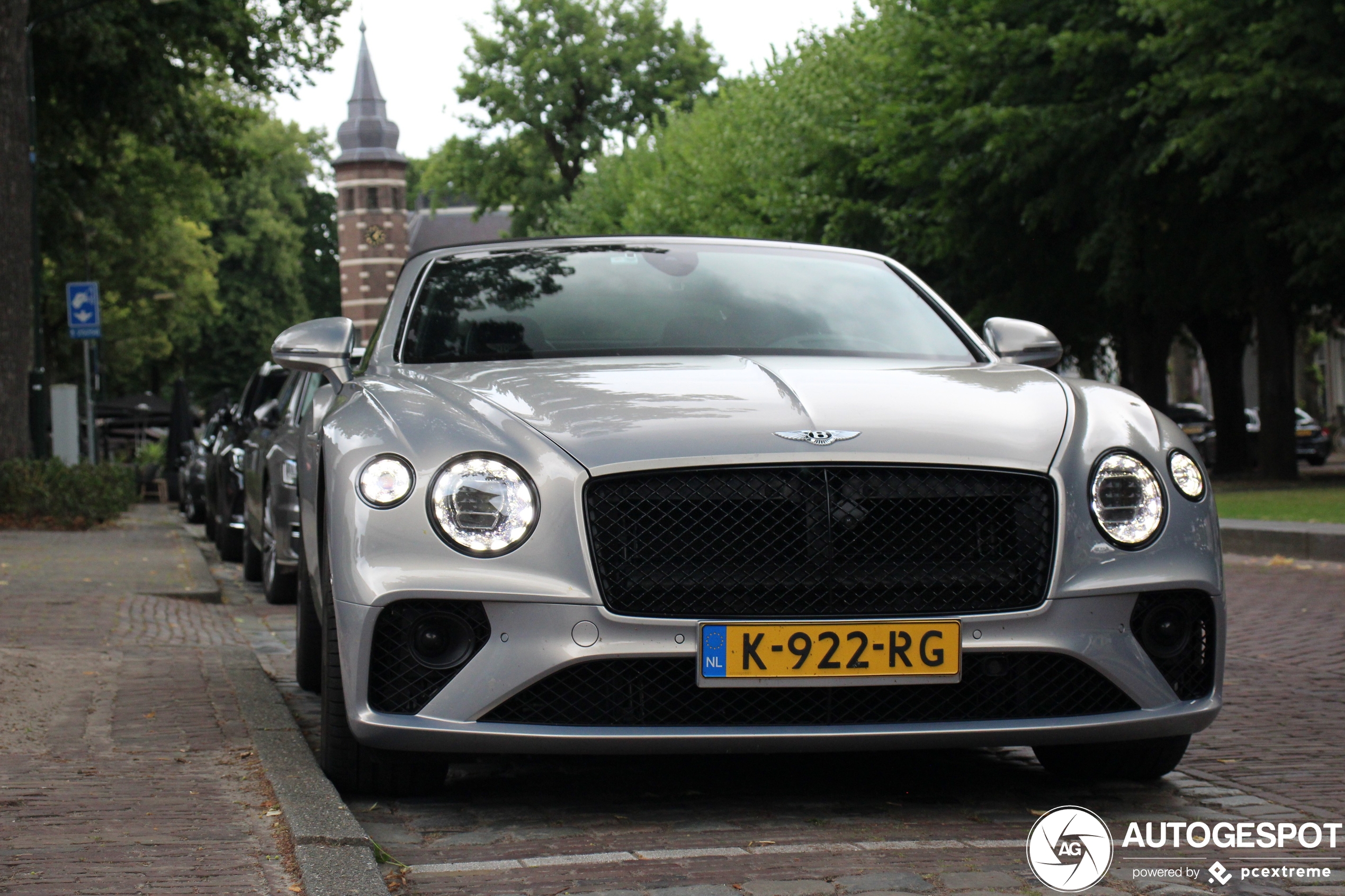 Bentley Continental GTC V8 2020