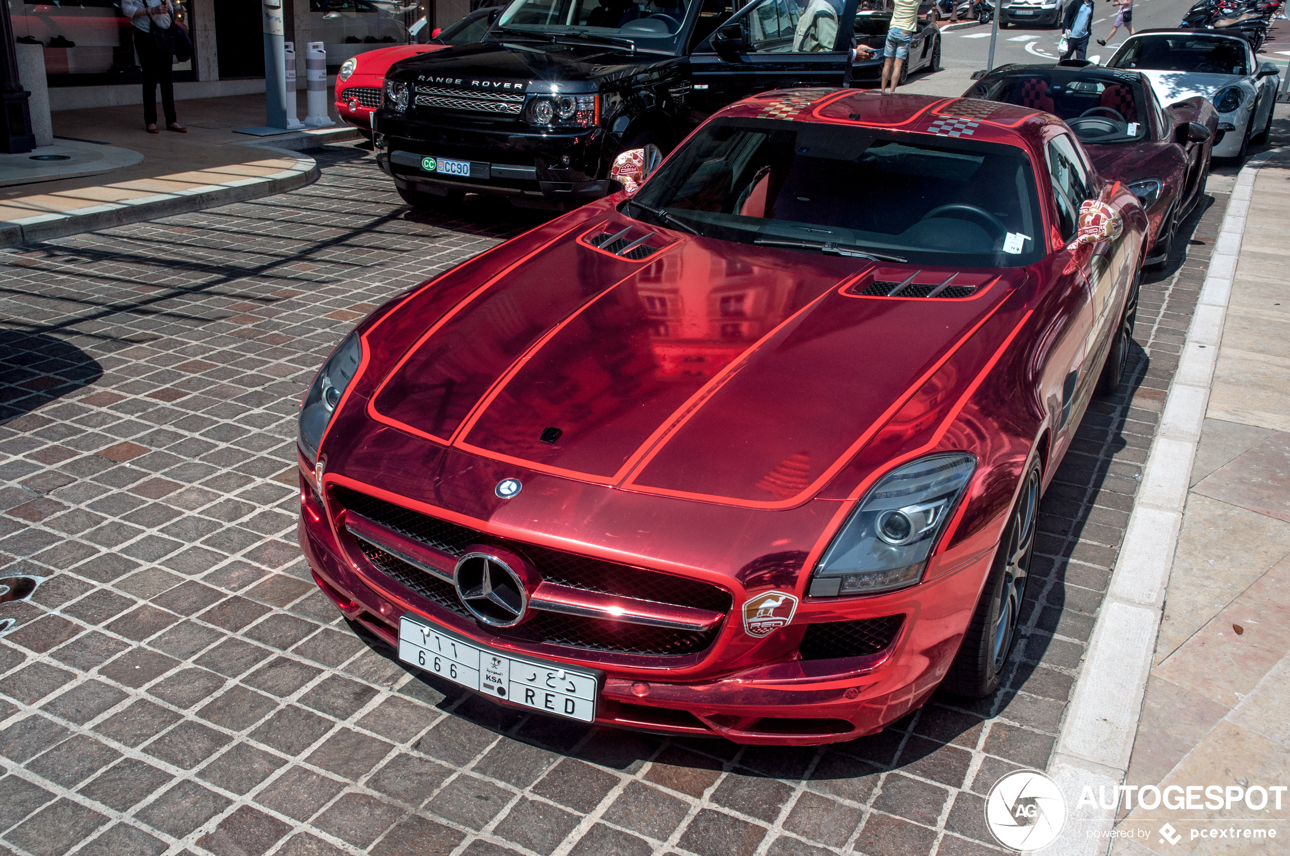 Mercedes-Benz SLS AMG