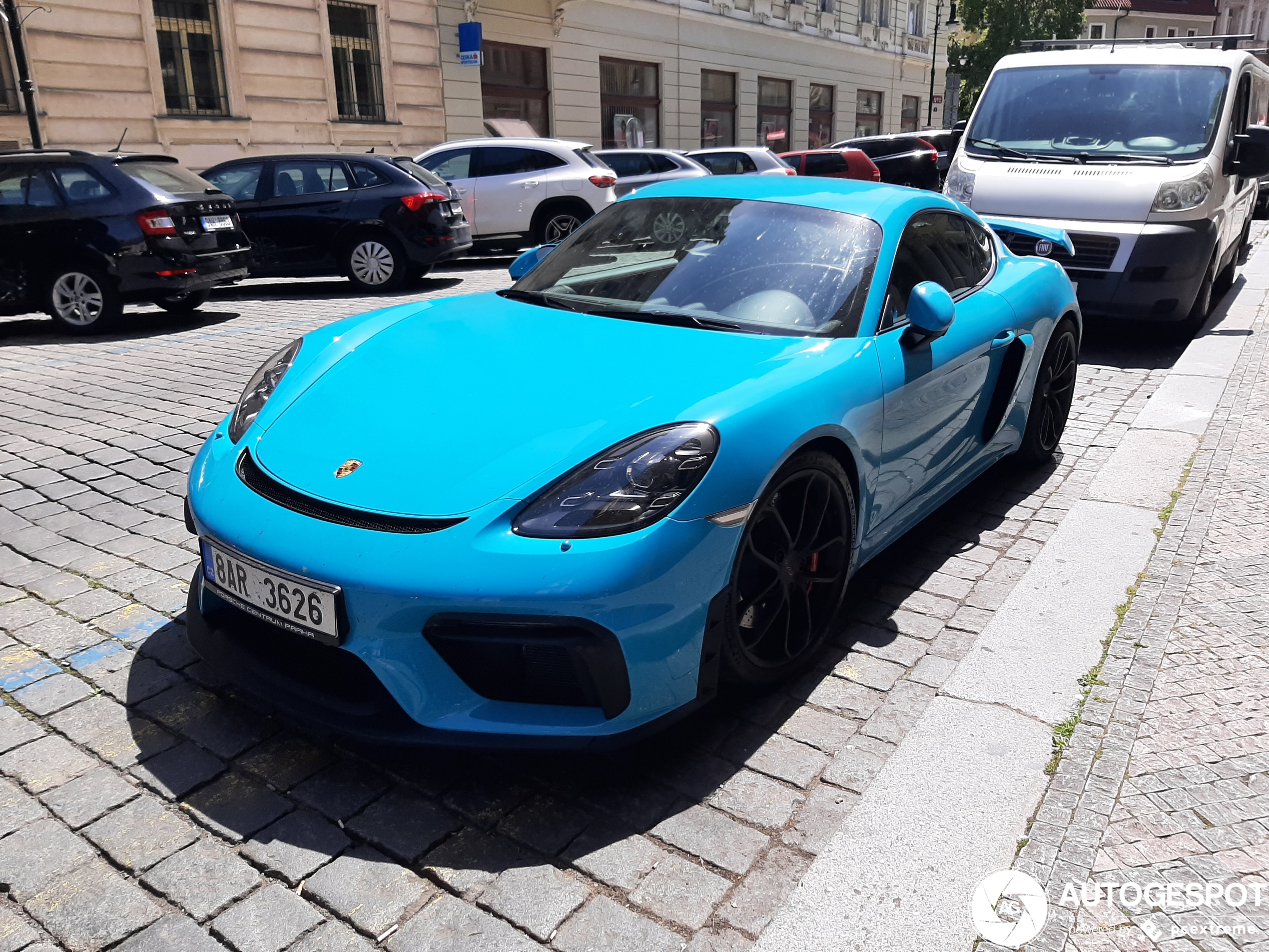 Porsche 718 Cayman GT4