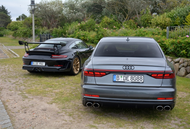 Audi S8 D5