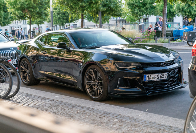 Chevrolet Camaro ZL1 2016