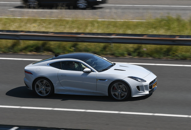 Jaguar F-TYPE S Coupé British Design Edition