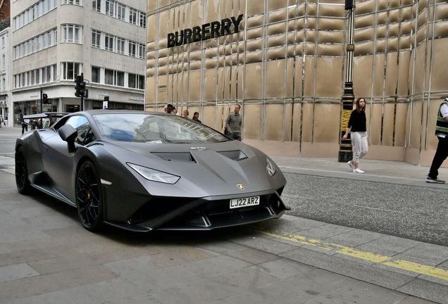 Lamborghini Huracán LP640-2 STO