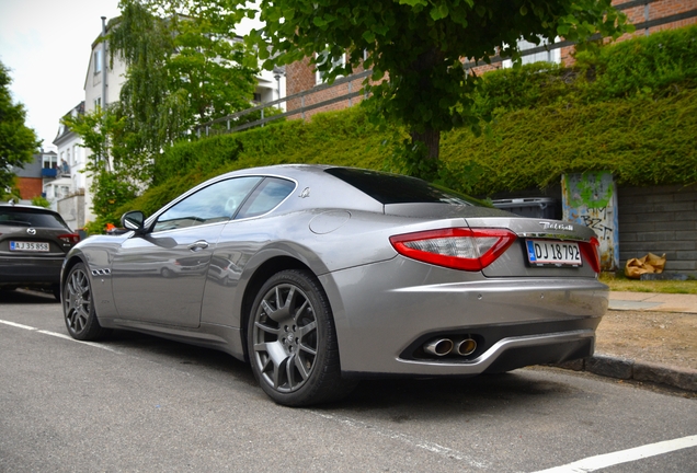 Maserati GranTurismo S Automatic