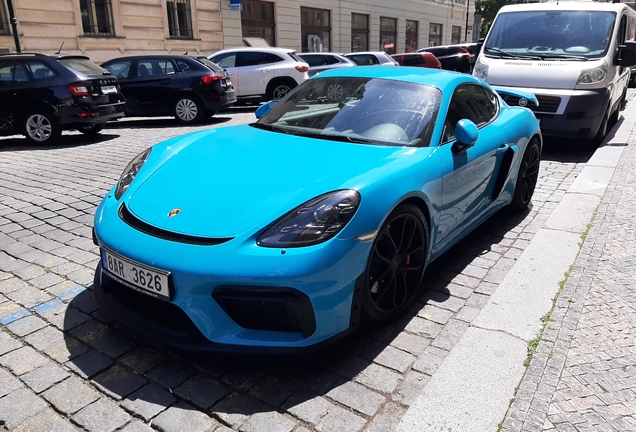 Porsche 718 Cayman GT4