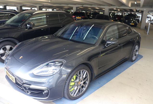 Porsche 971 Panamera Turbo S E-Hybrid