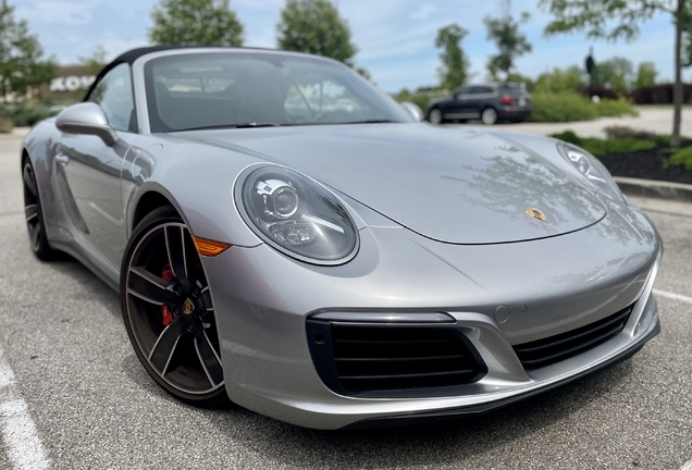 Porsche 991 Carrera 4S Cabriolet MkII