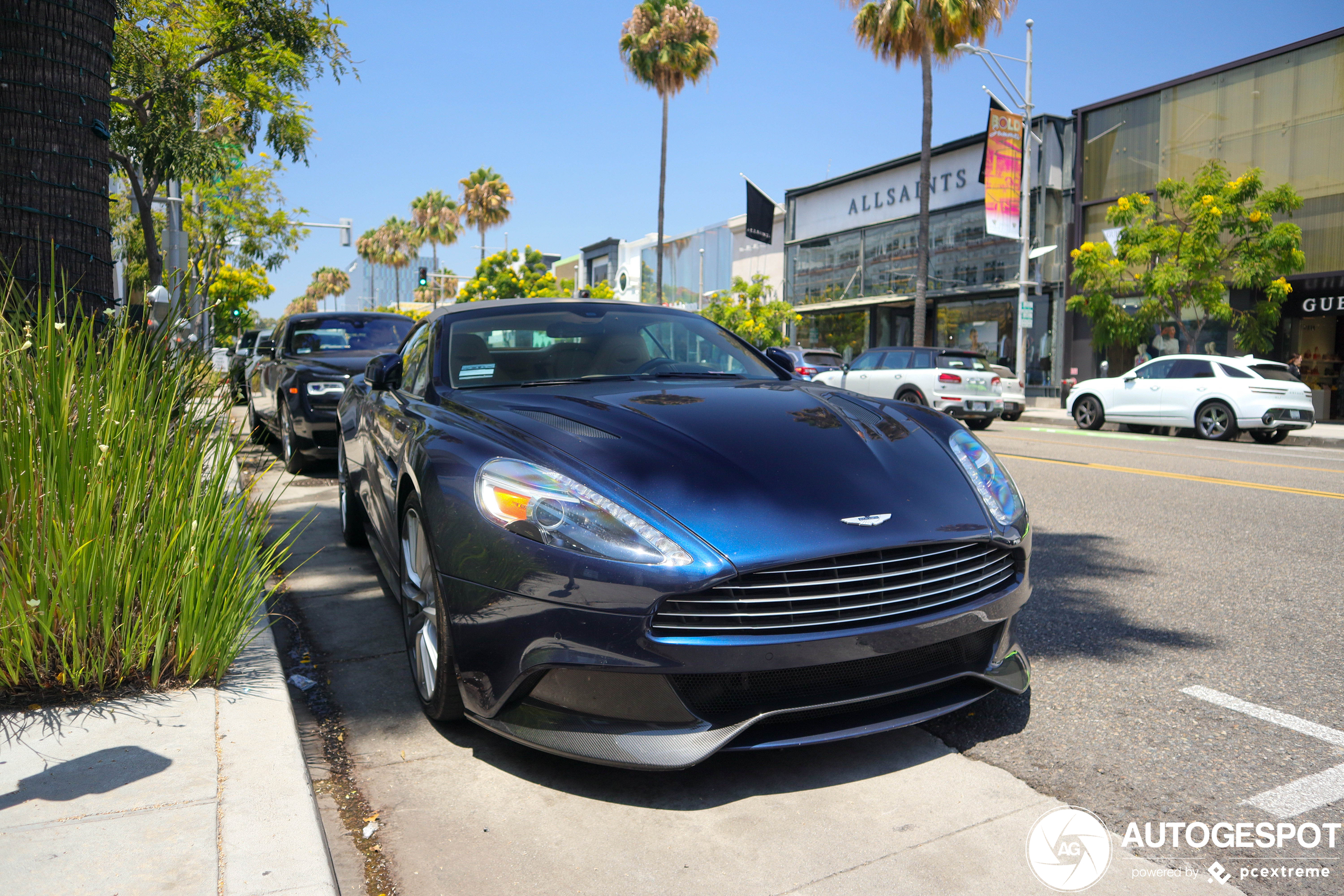 Aston Martin Vanquish Volante