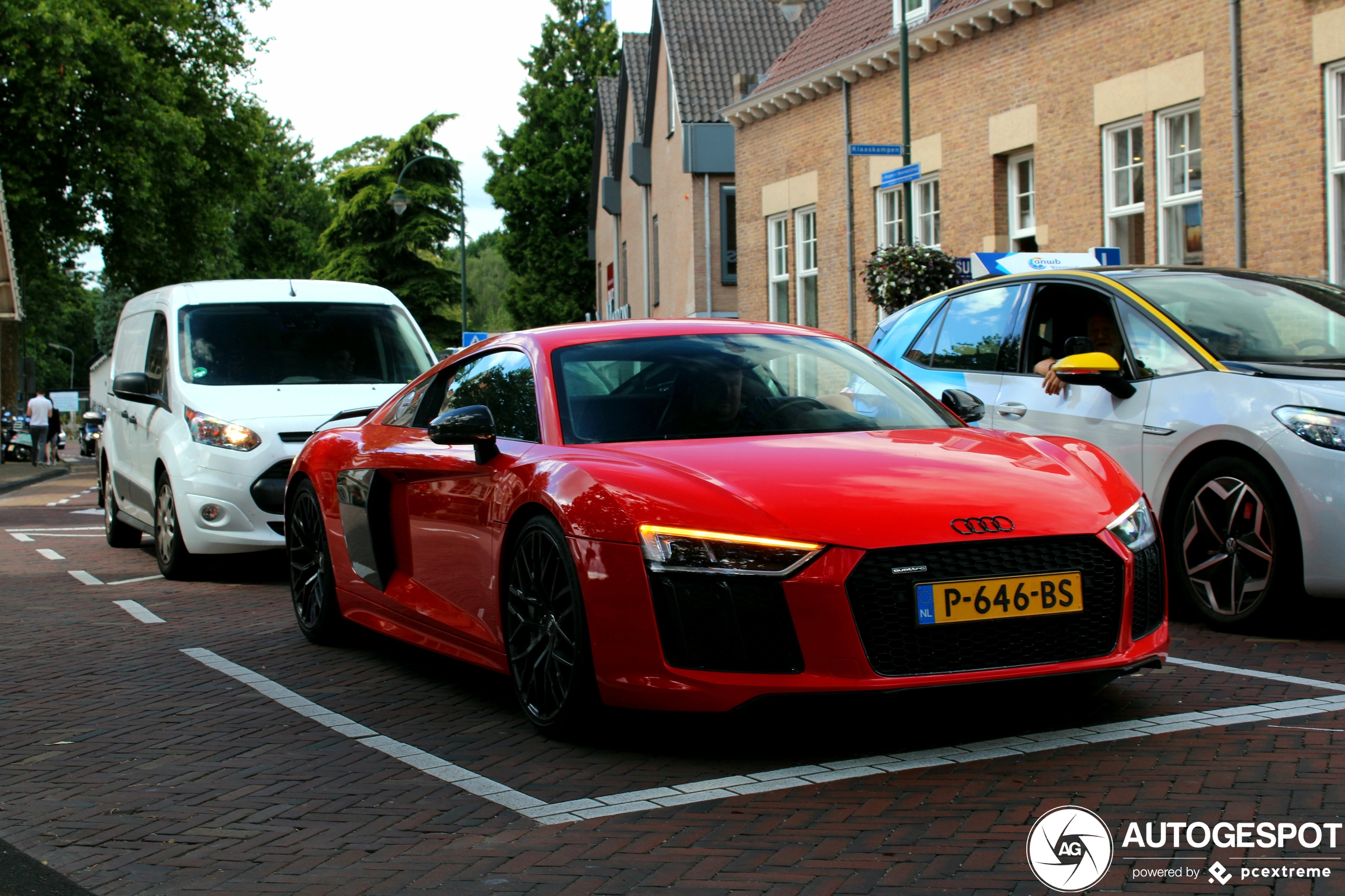 Audi R8 V10 Plus 2015