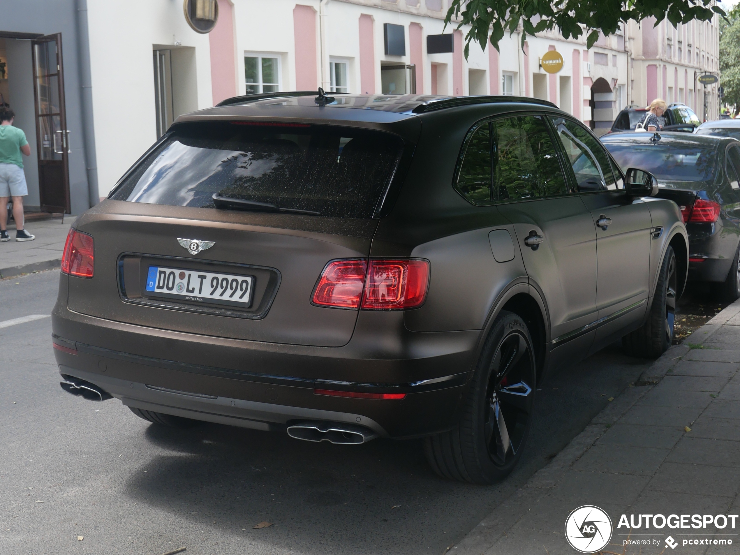 Bentley Bentayga V8