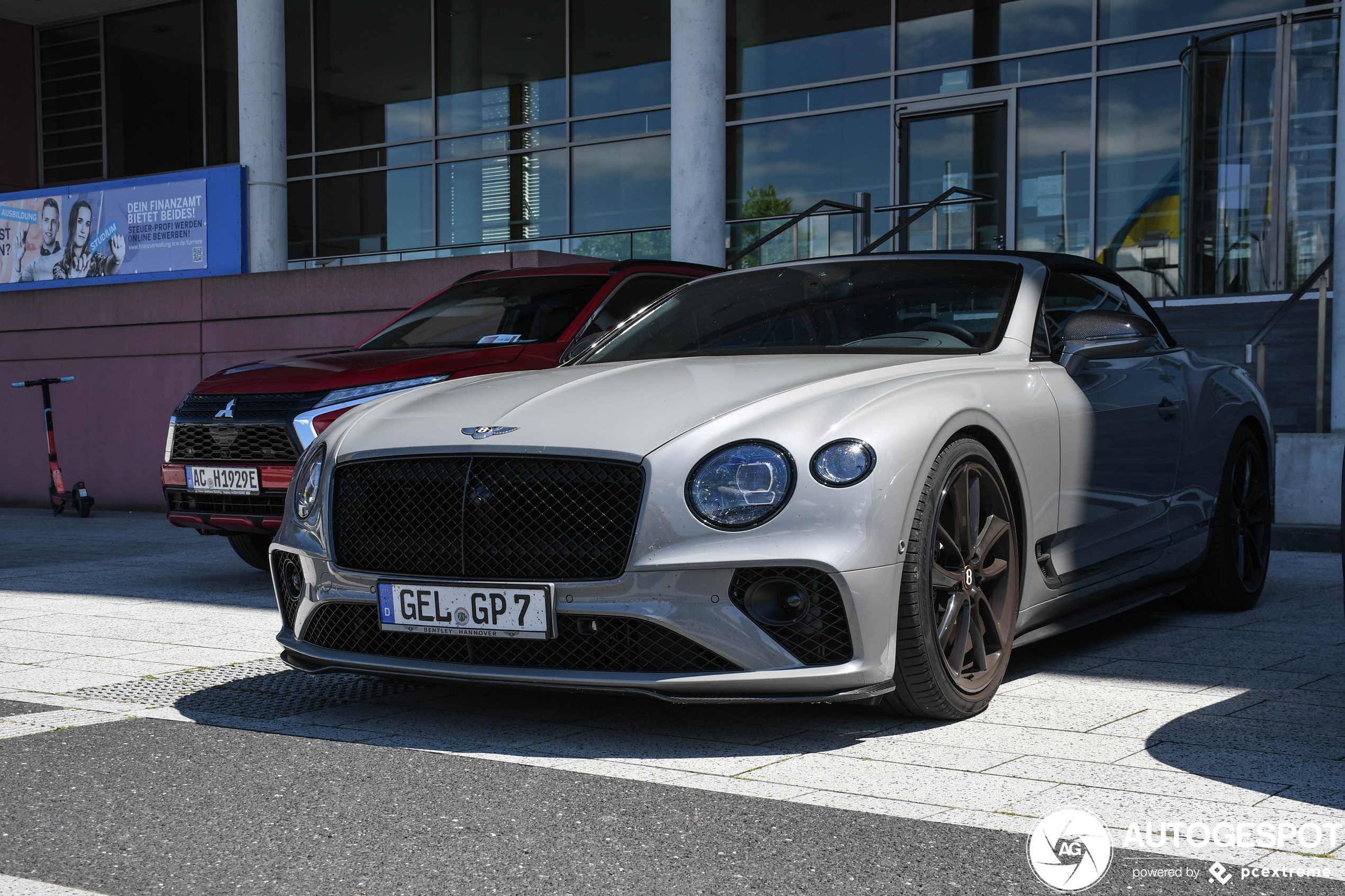 Bentley Continental GTC 2019