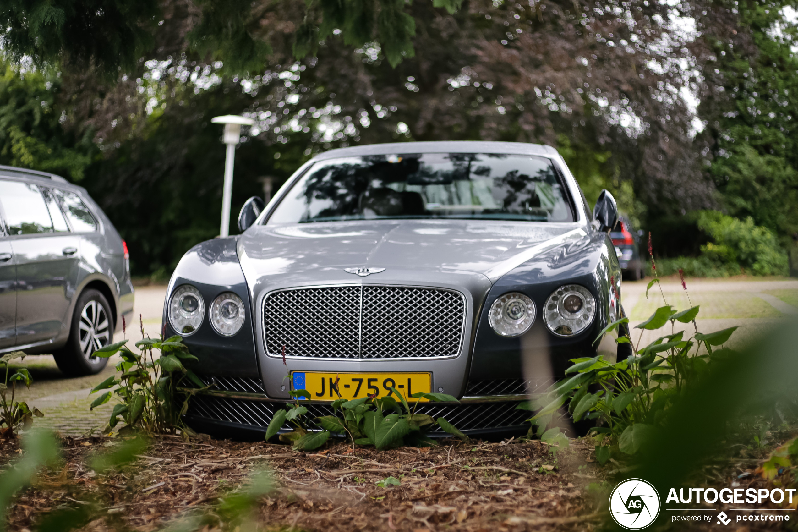 Bentley Flying Spur W12