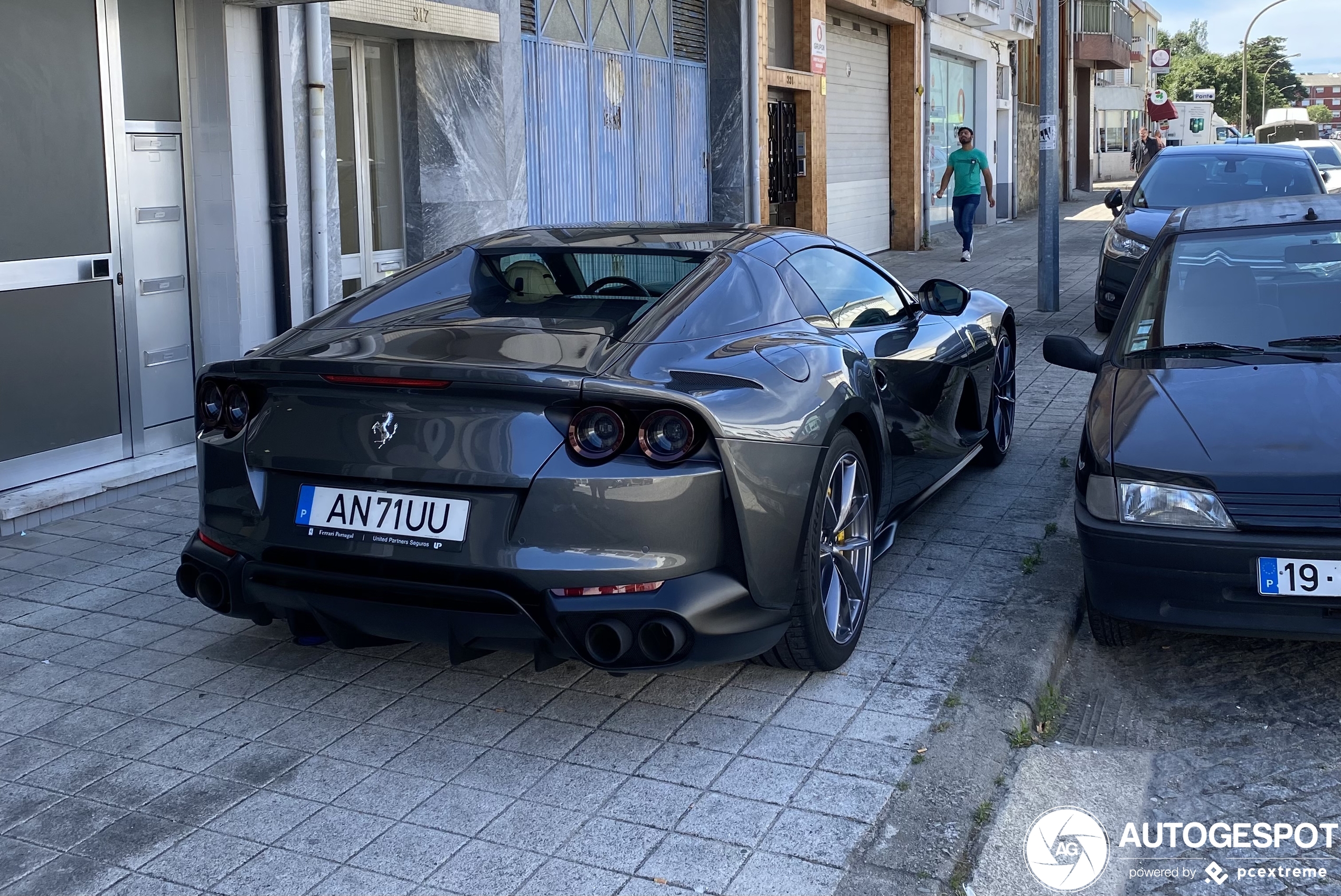 Ferrari 812 gts