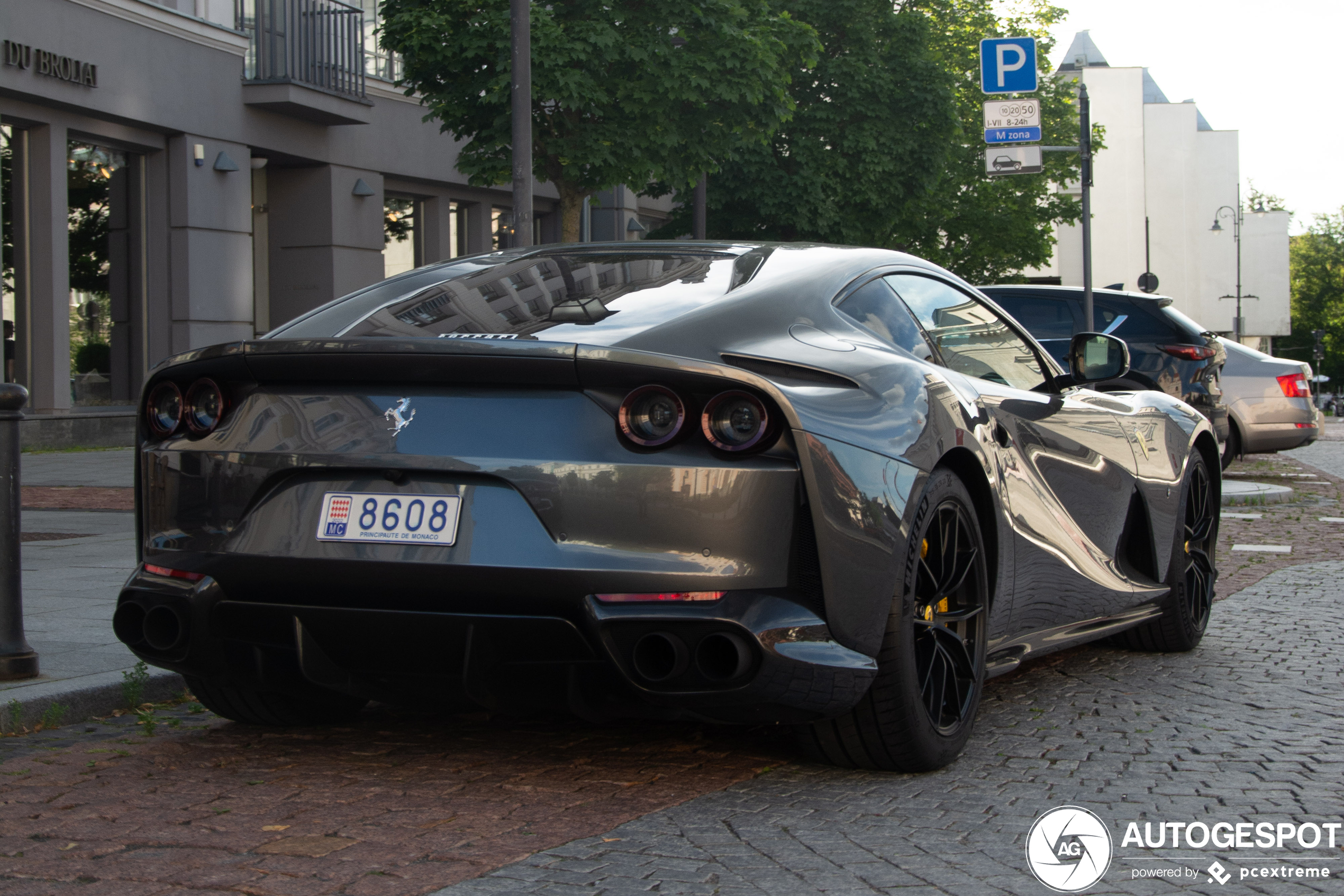 Ferrari 812 Superfast