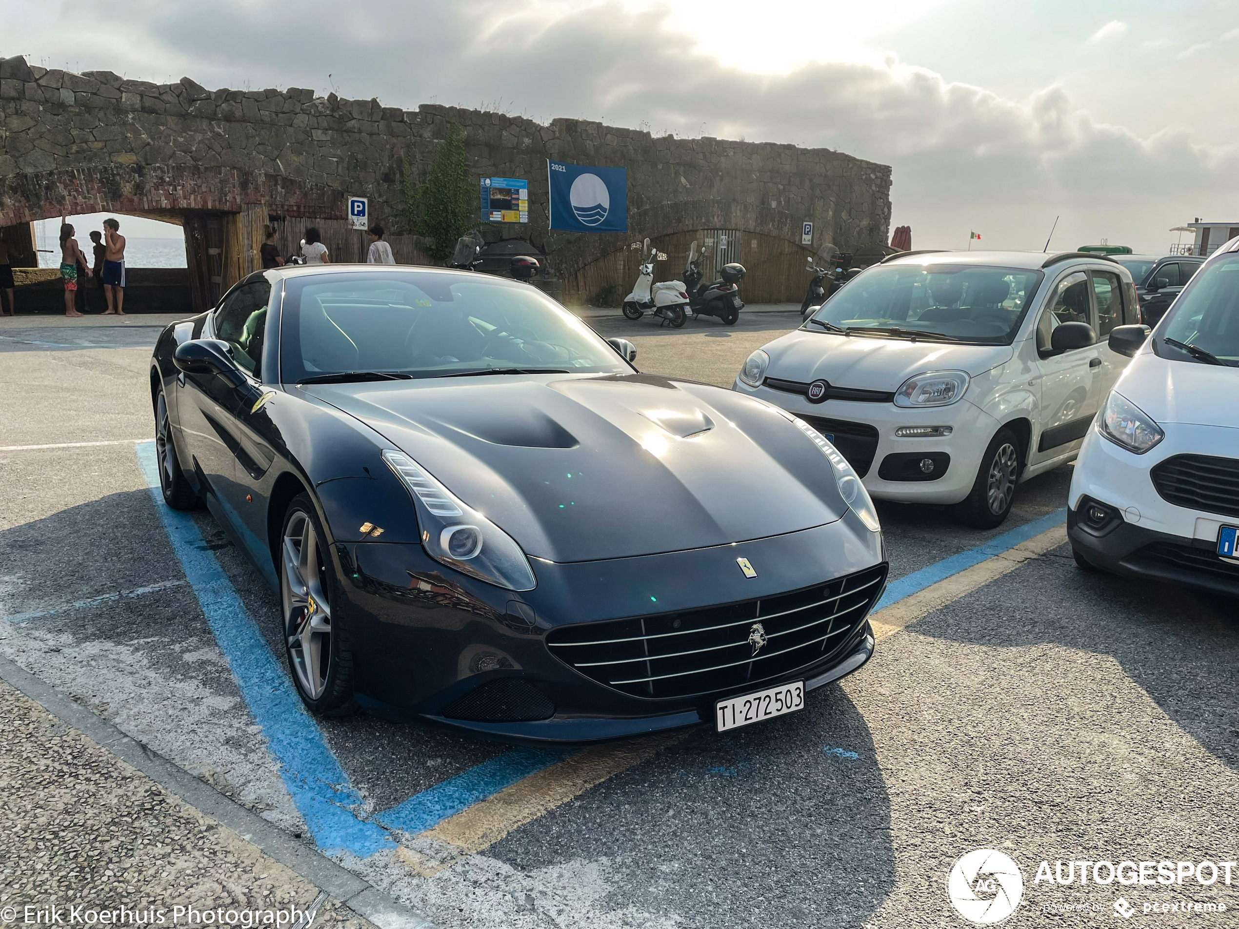 Ferrari California T