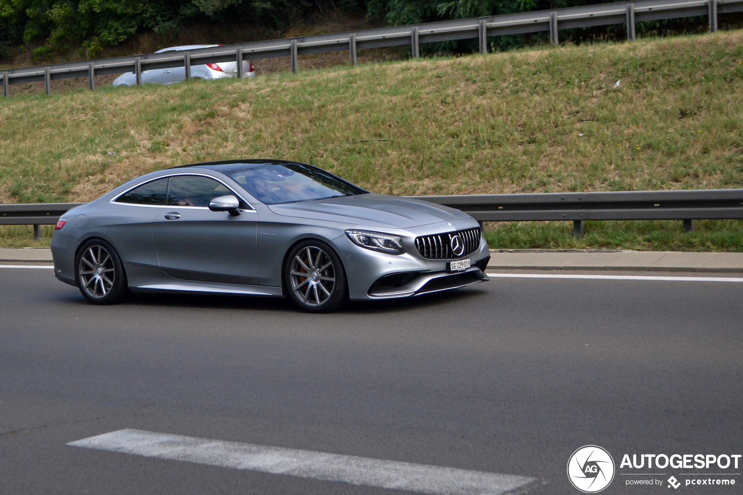 Mercedes-AMG S 63 Coupé C217