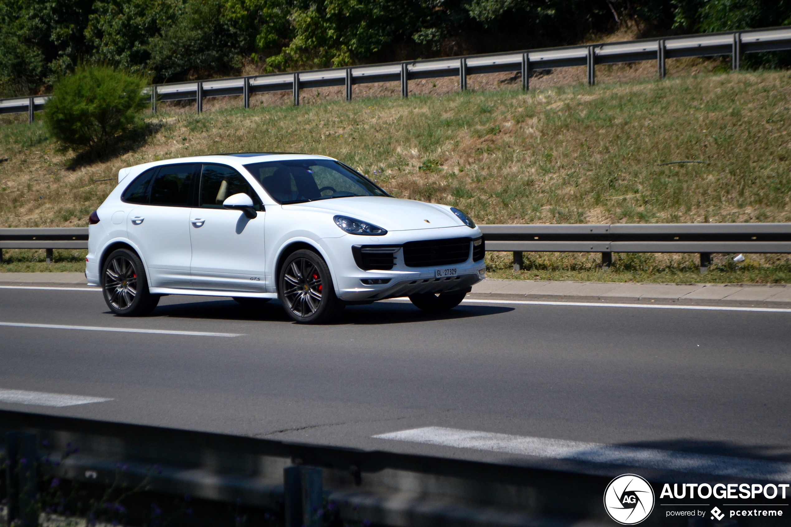 Porsche 958 Cayenne GTS MkII