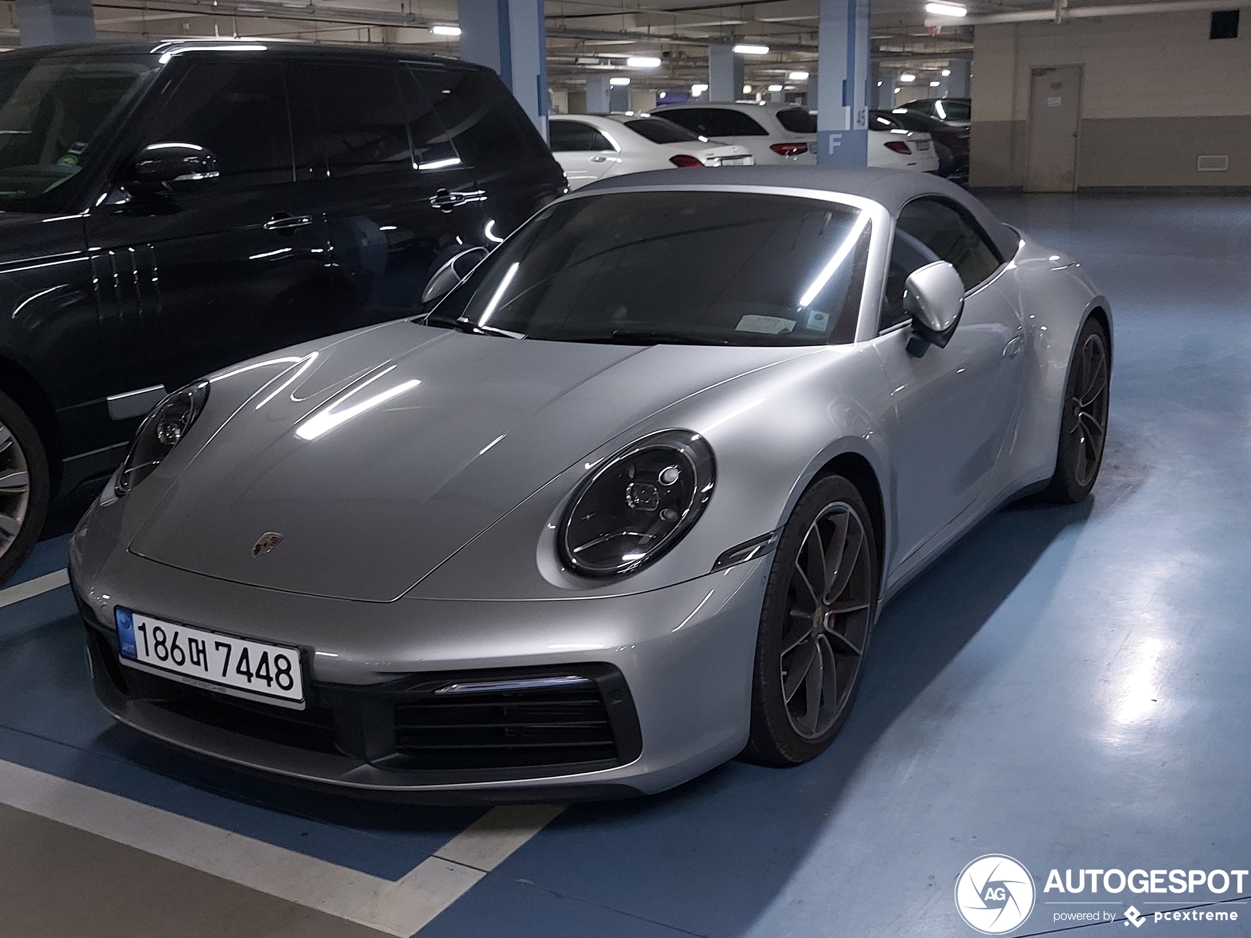 Porsche 992 Carrera 4S Cabriolet