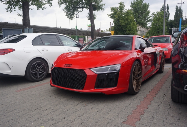 Audi R8 V10 Plus 2015