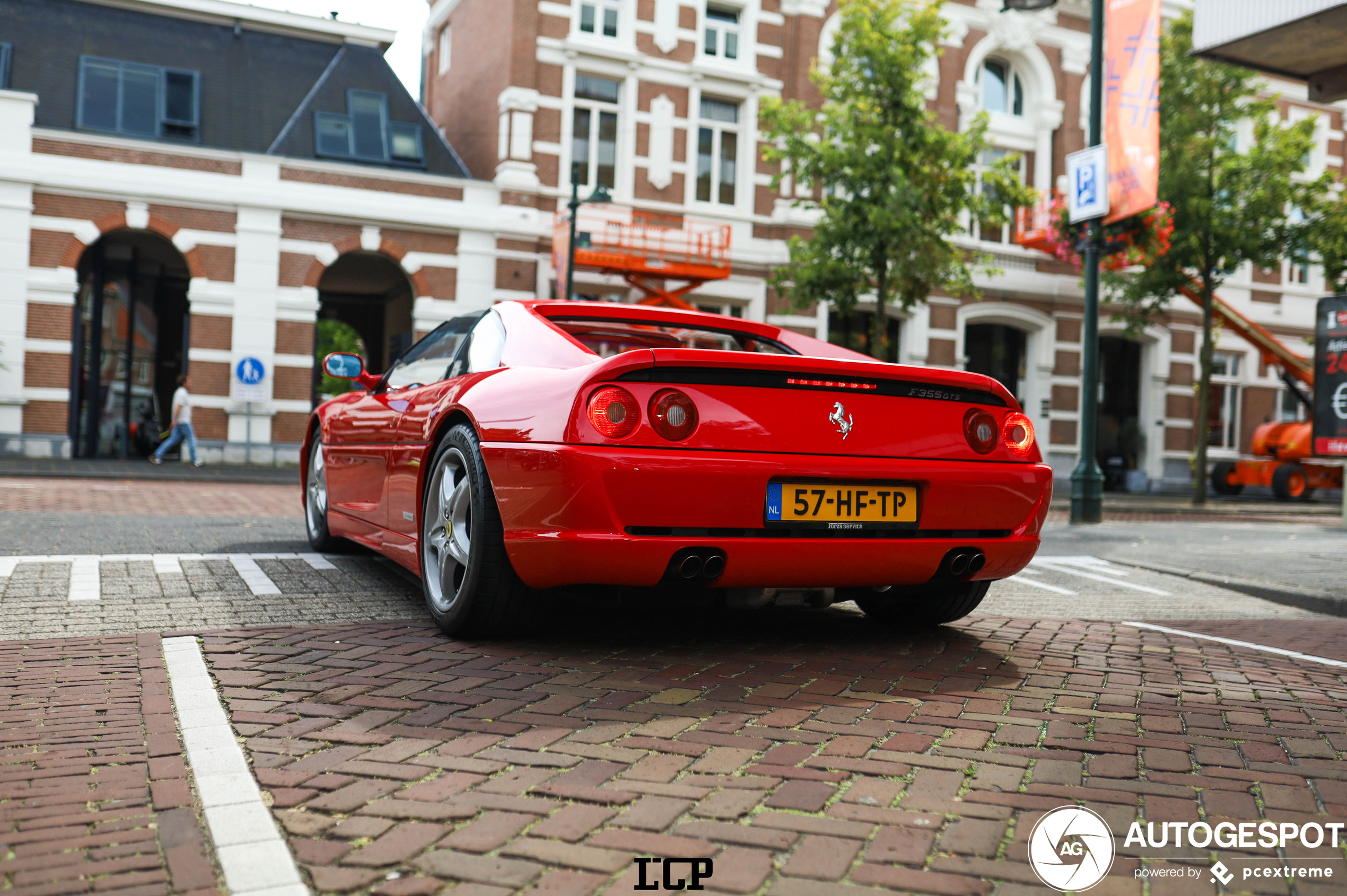 Ferrari F355 GTS