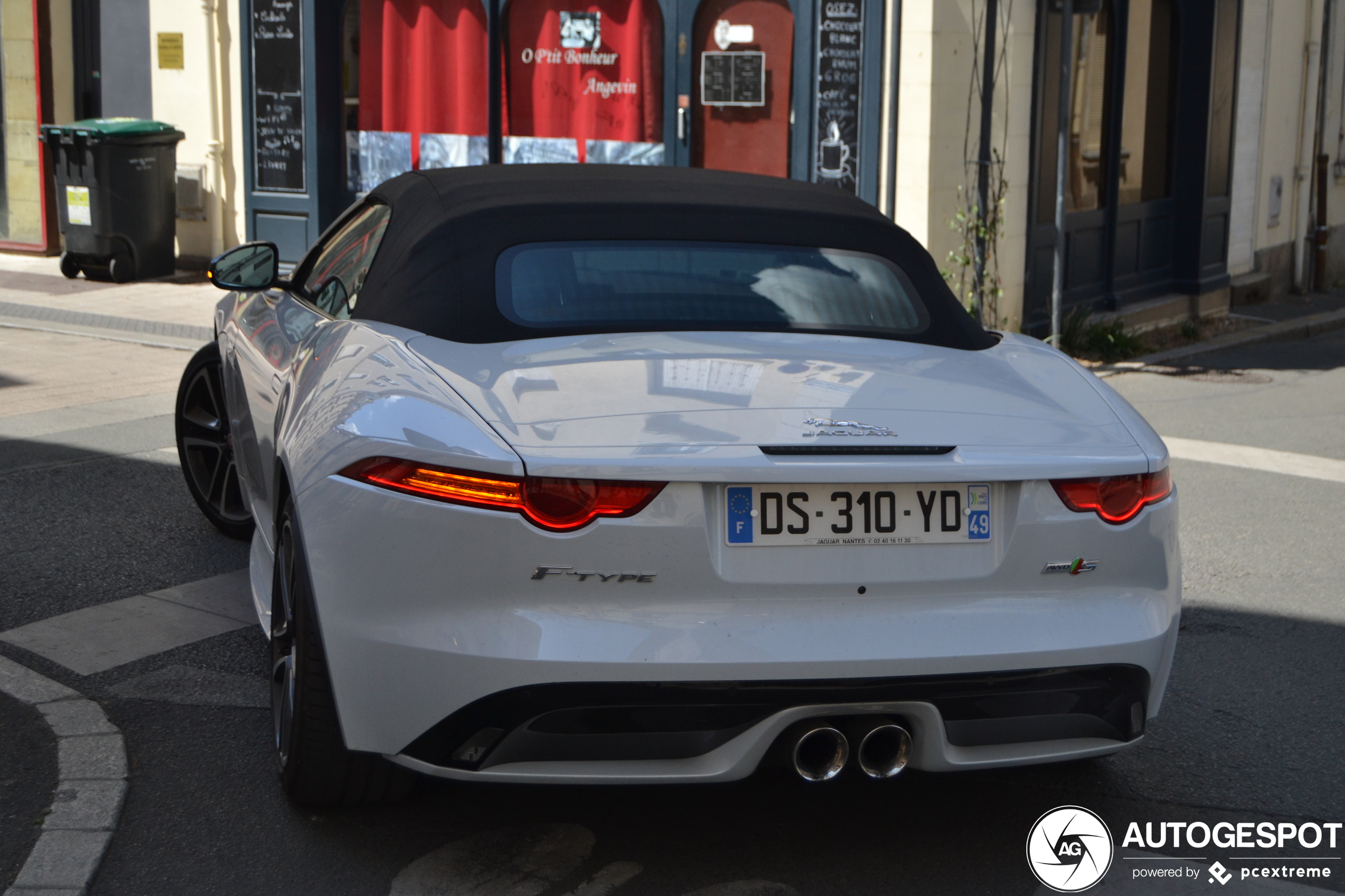 Jaguar F-TYPE S AWD Convertible