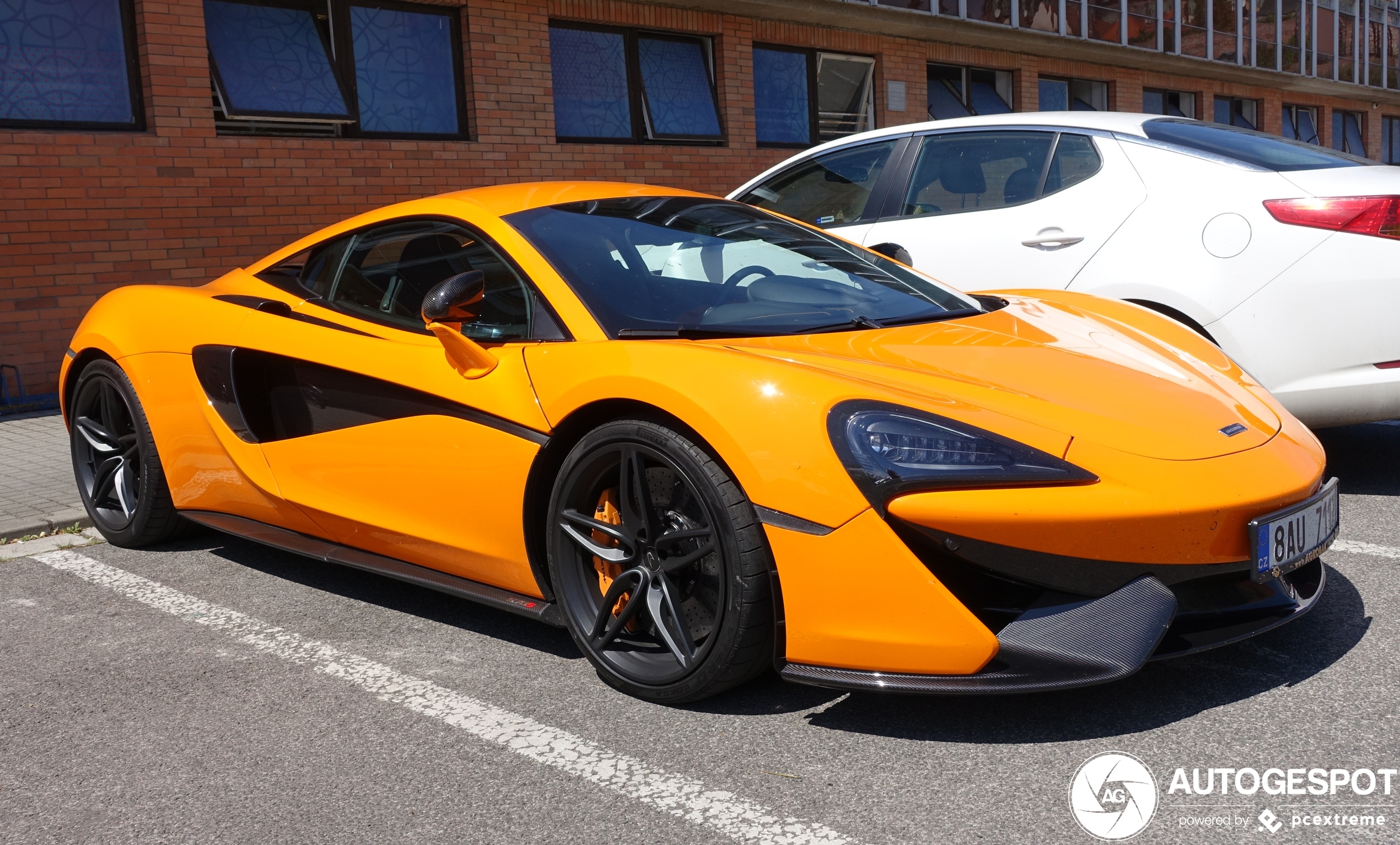 McLaren 570S