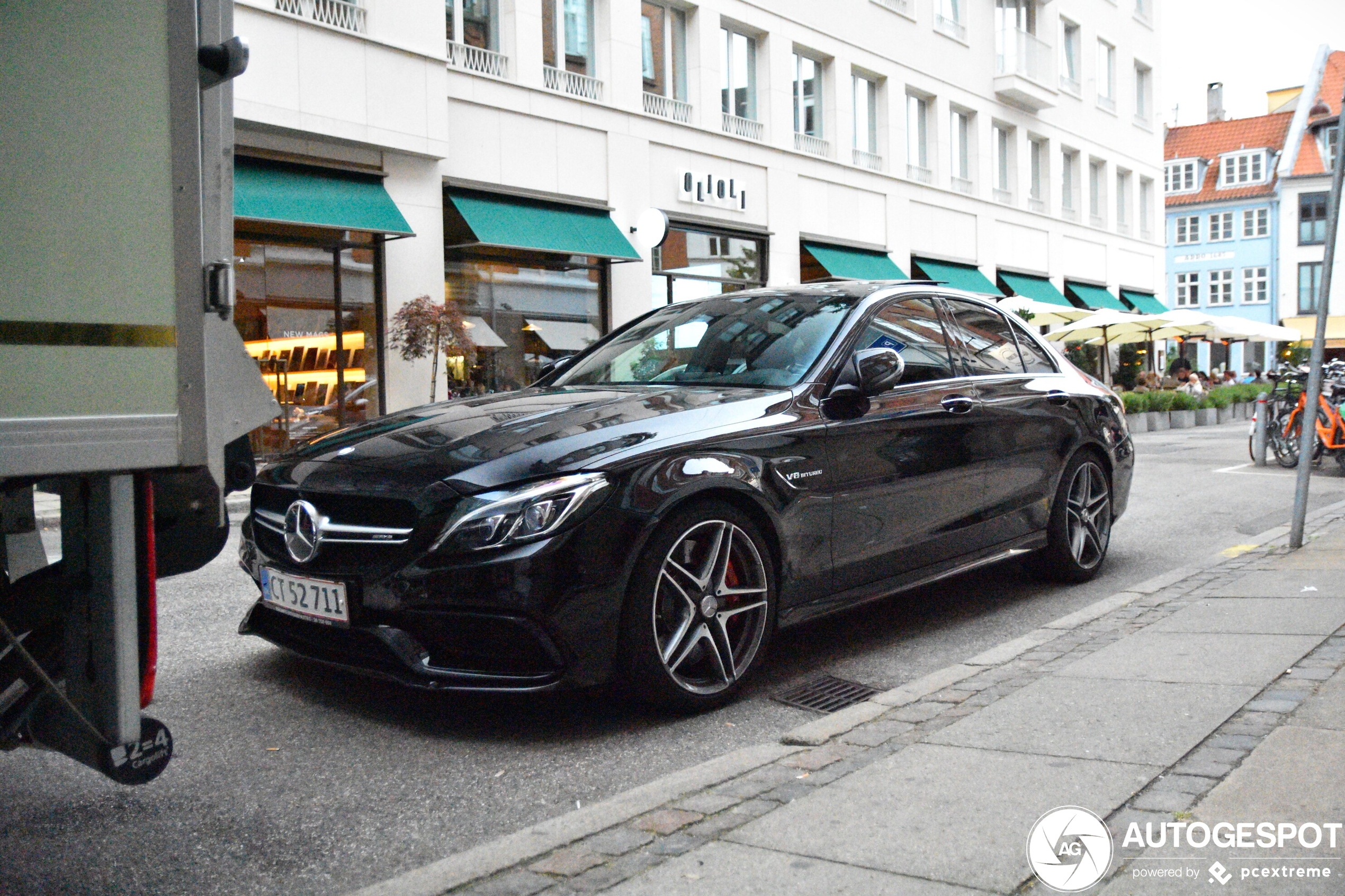 Mercedes-AMG C 63 S W205