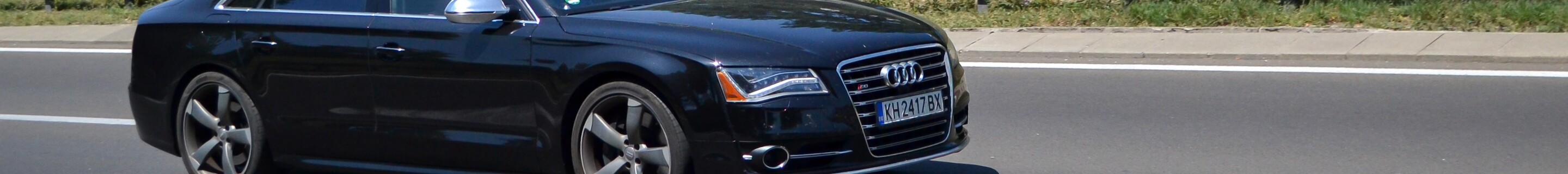 Audi S8 D4