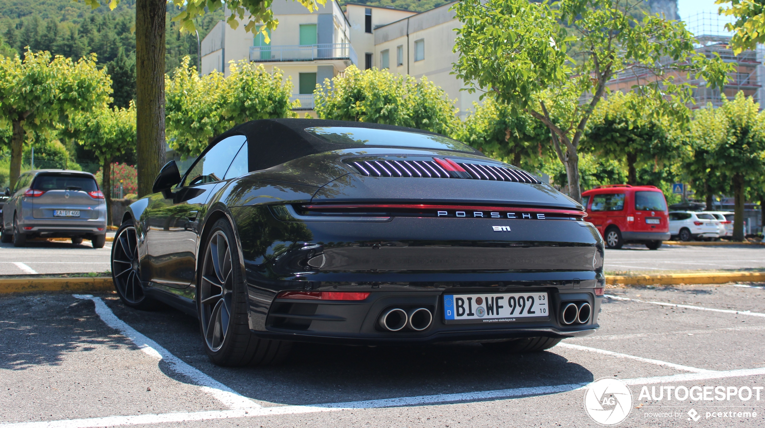 Porsche 992 Carrera 4S Cabriolet