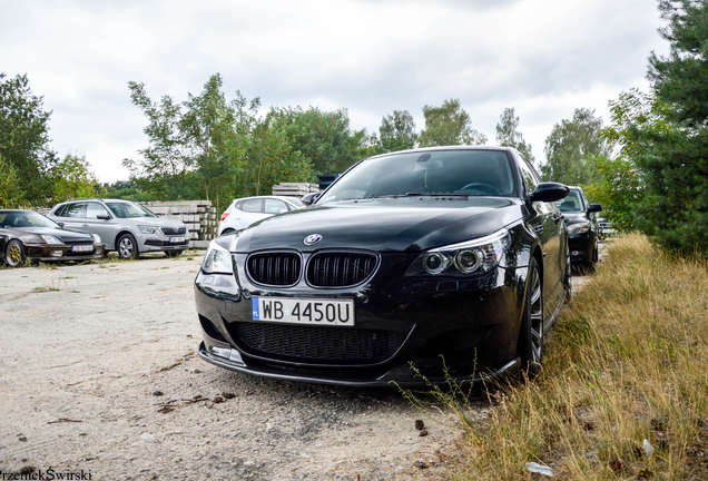 BMW M5 E60 2005