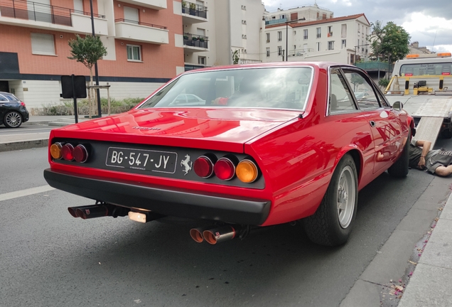 Ferrari 365 GT4 2+2