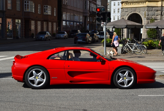 Ferrari F355 Berlinetta