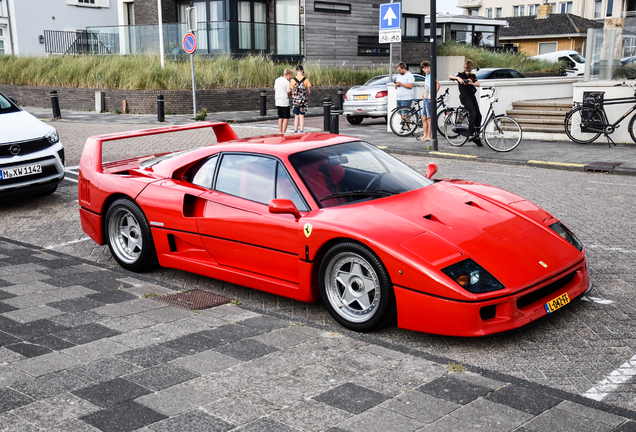 Ferrari F40