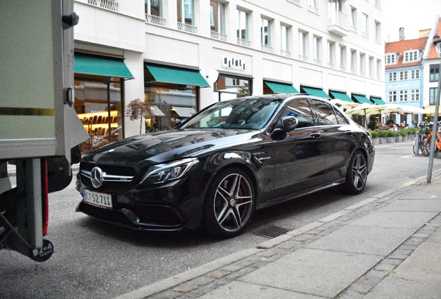 Mercedes-AMG C 63 S W205