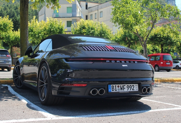 Porsche 992 Carrera 4S Cabriolet