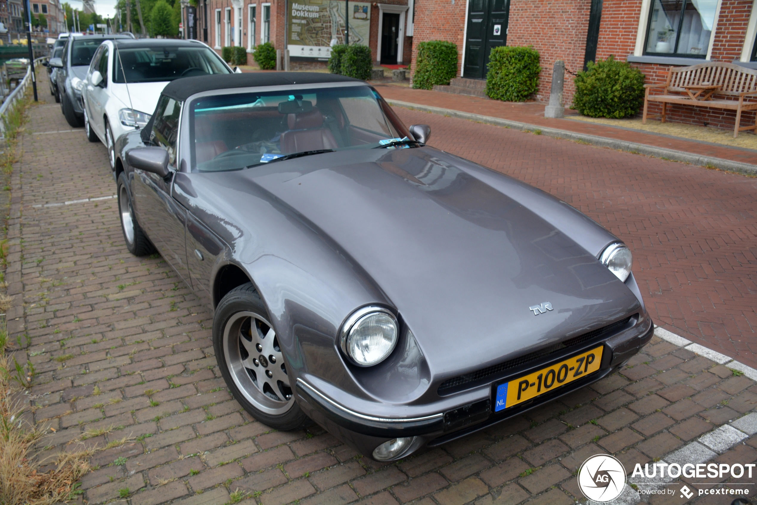 TVR V8 S