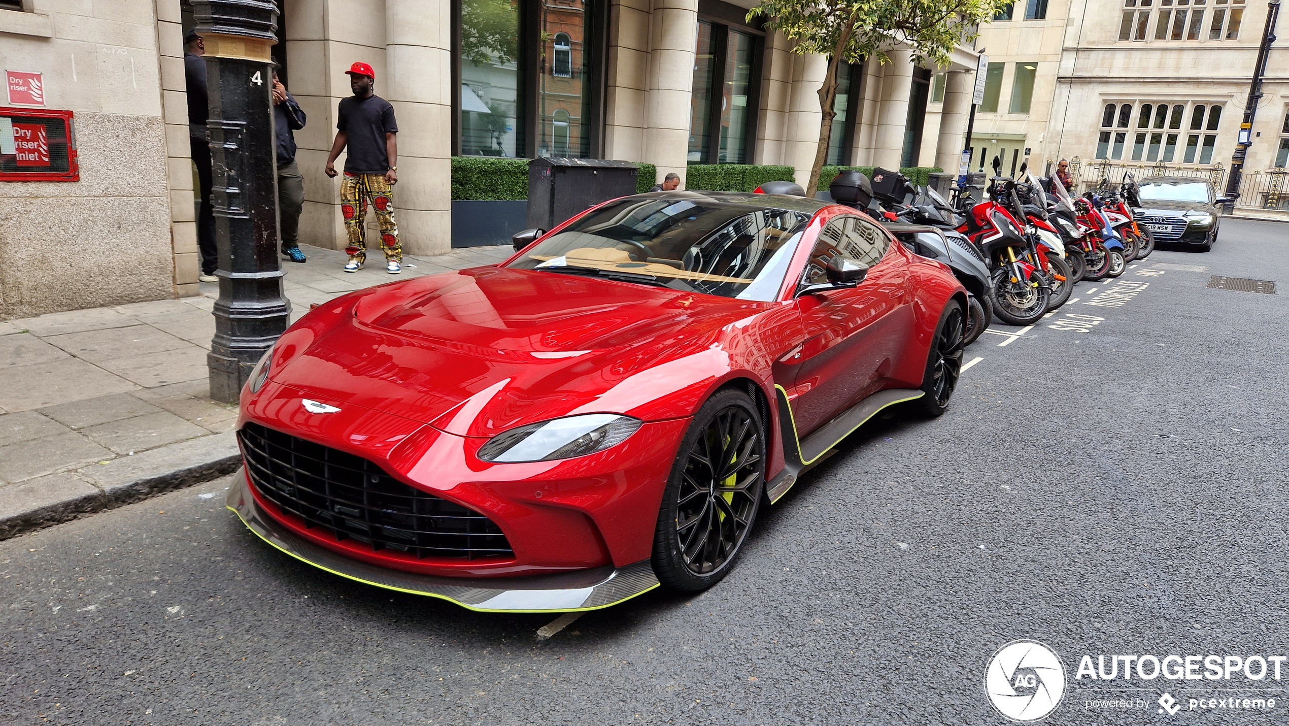 London takes scoop with Aston Martin V12 Vantage