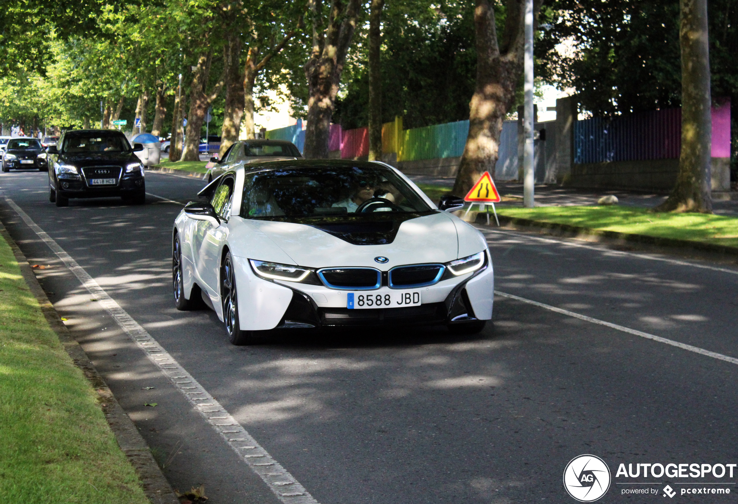 BMW i8