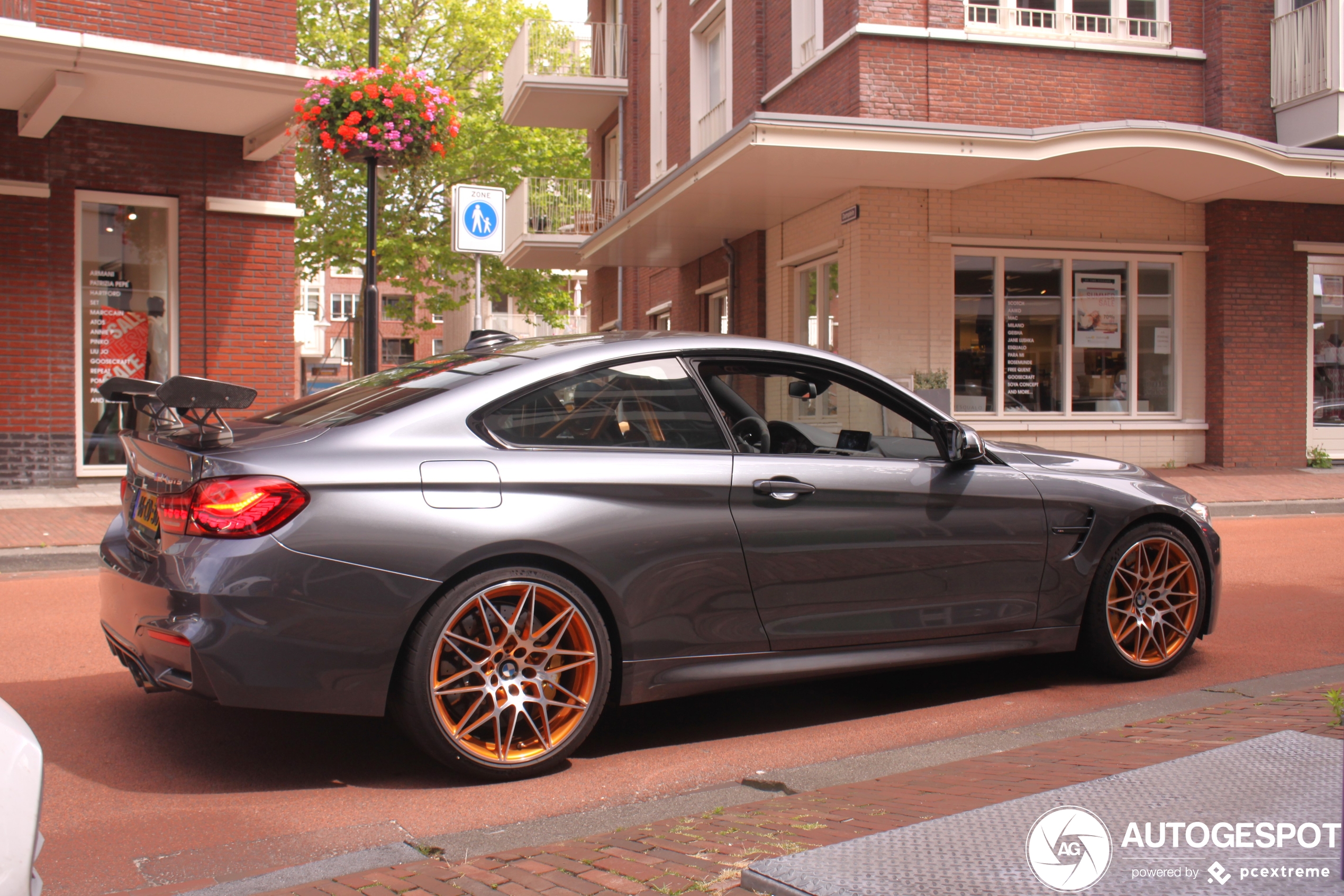 BMW M4 GTS