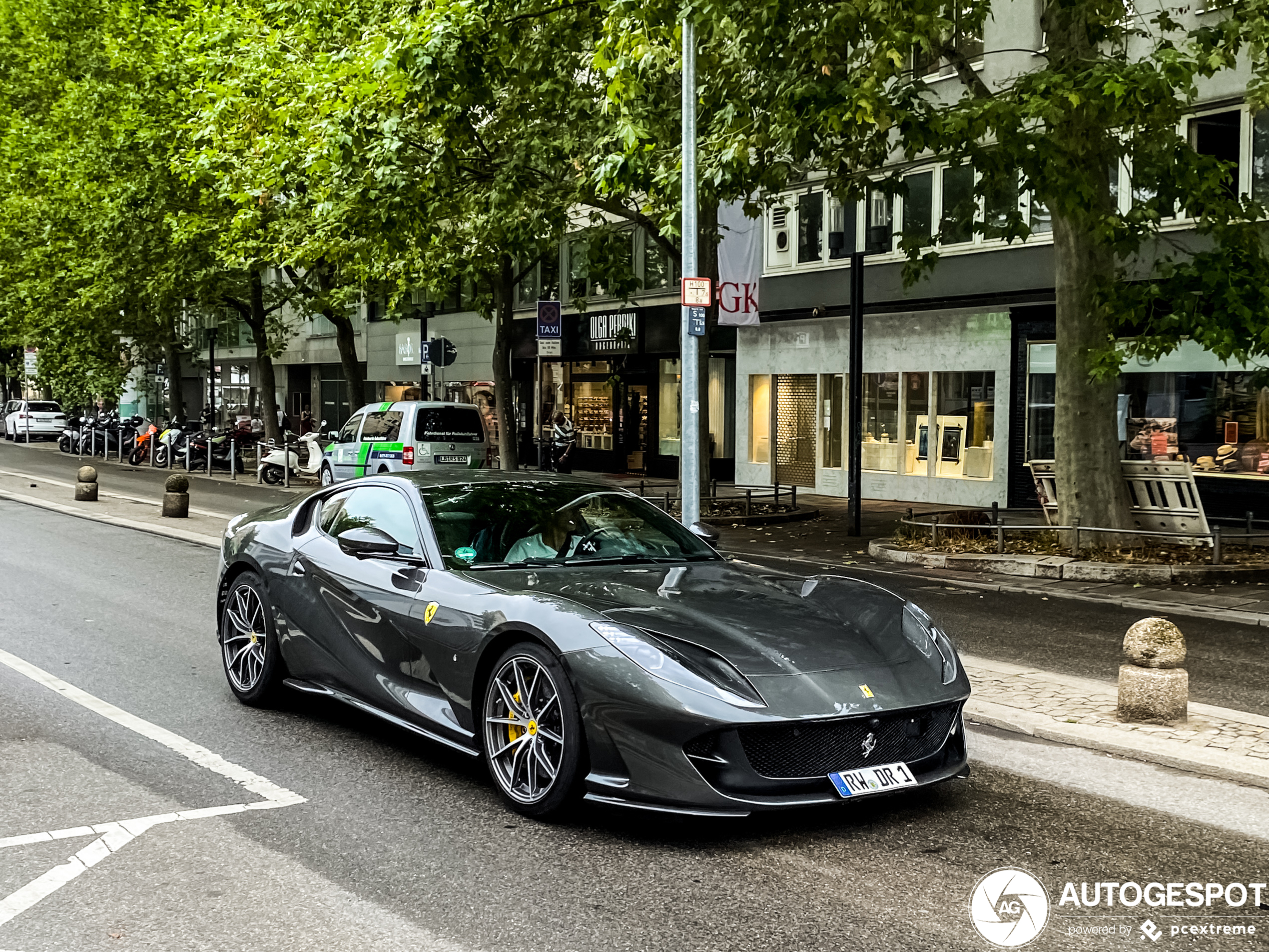 Ferrari 812 Superfast