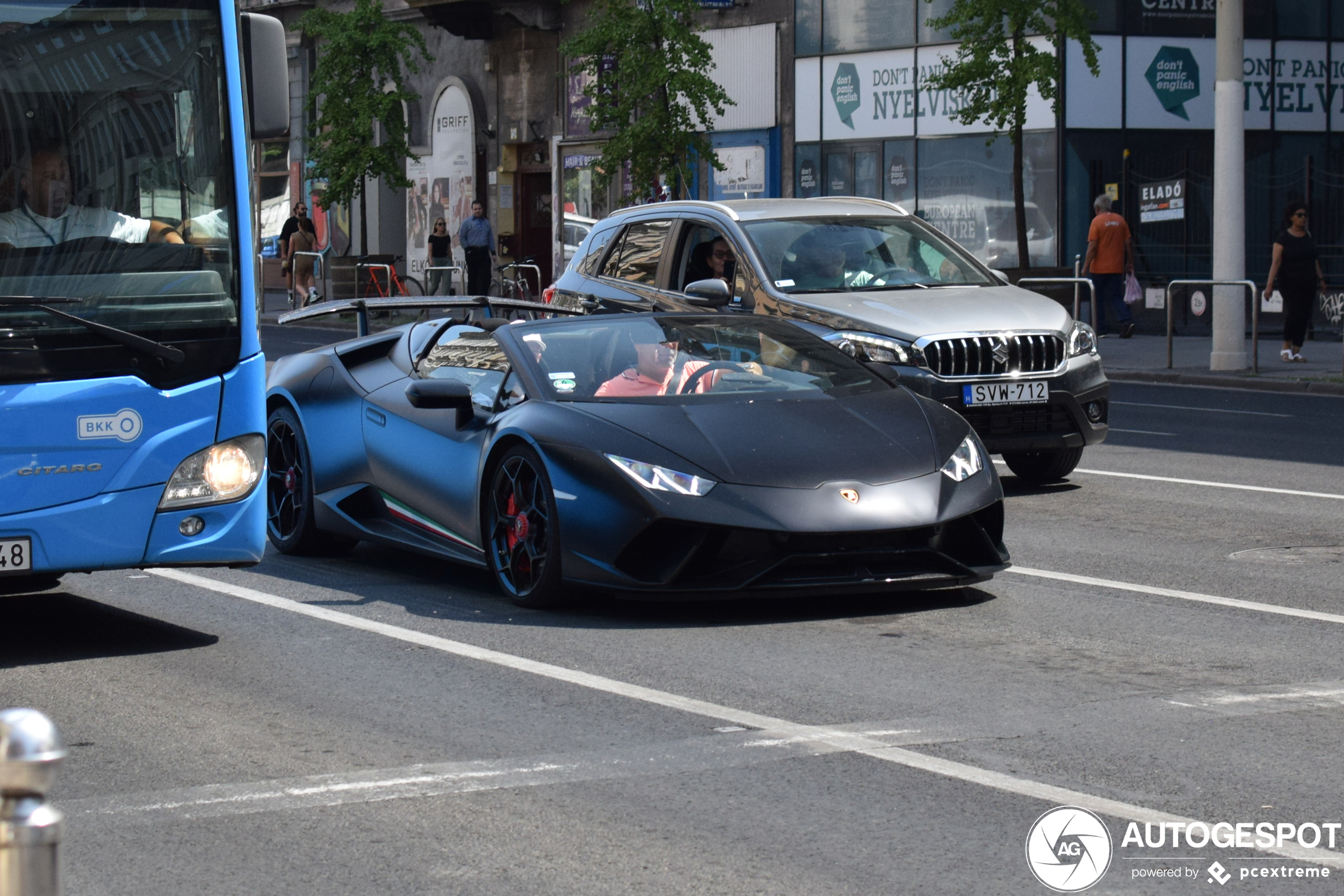 Lamborghini Huracán LP640-4 Performante Spyder