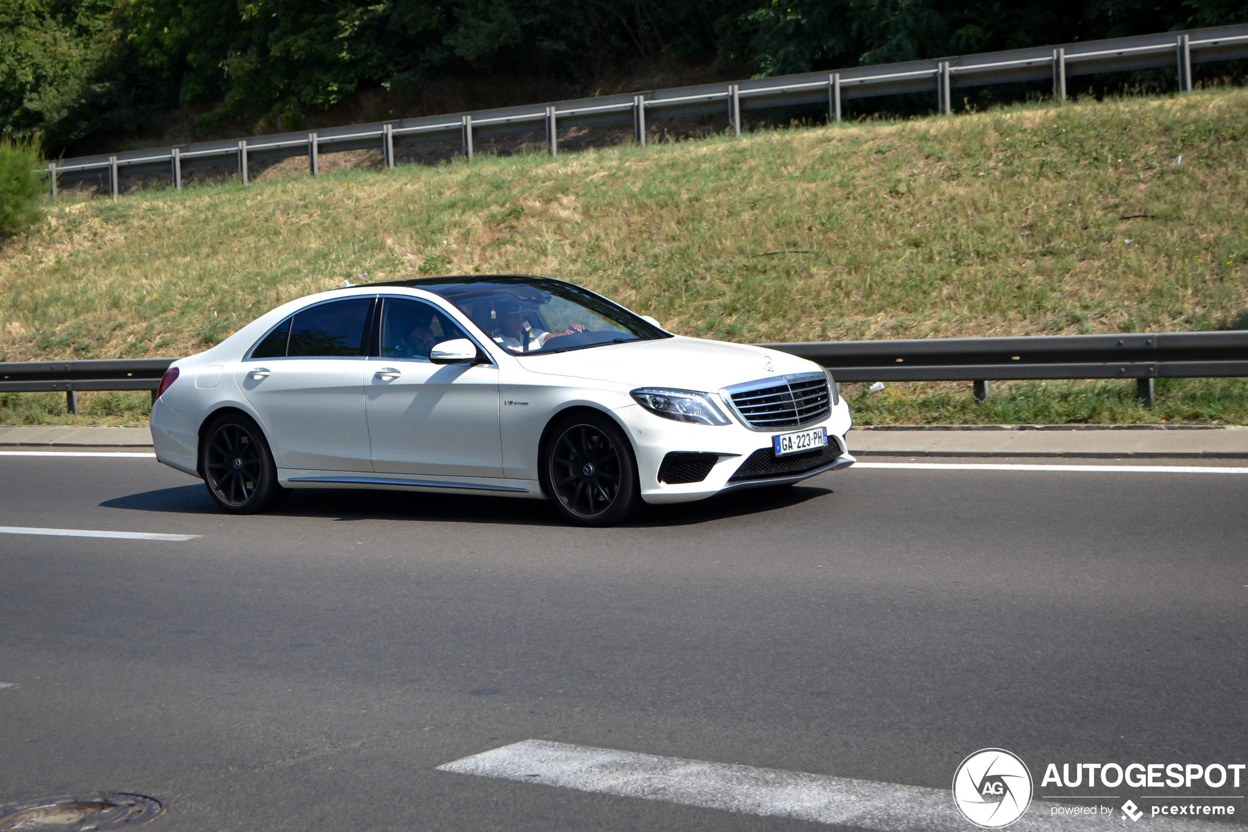 Mercedes-Benz S 63 AMG V222