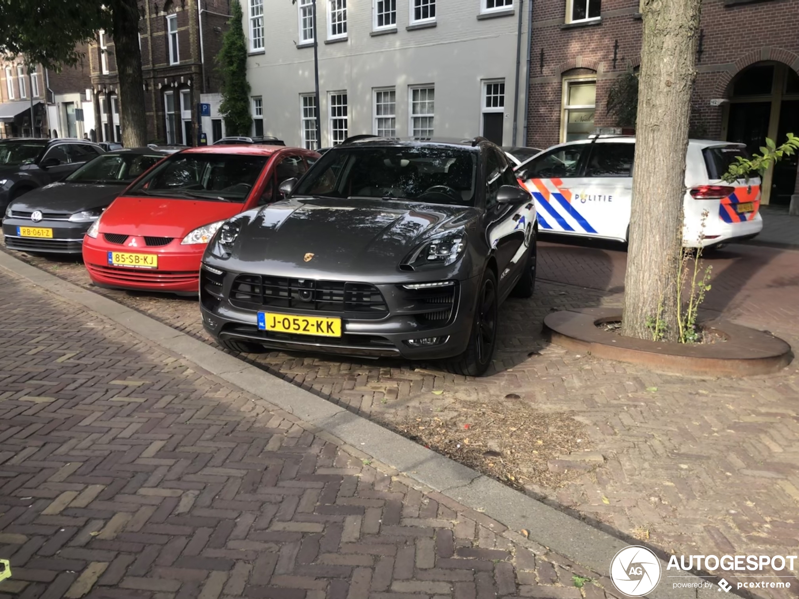 Porsche 95B Macan GTS