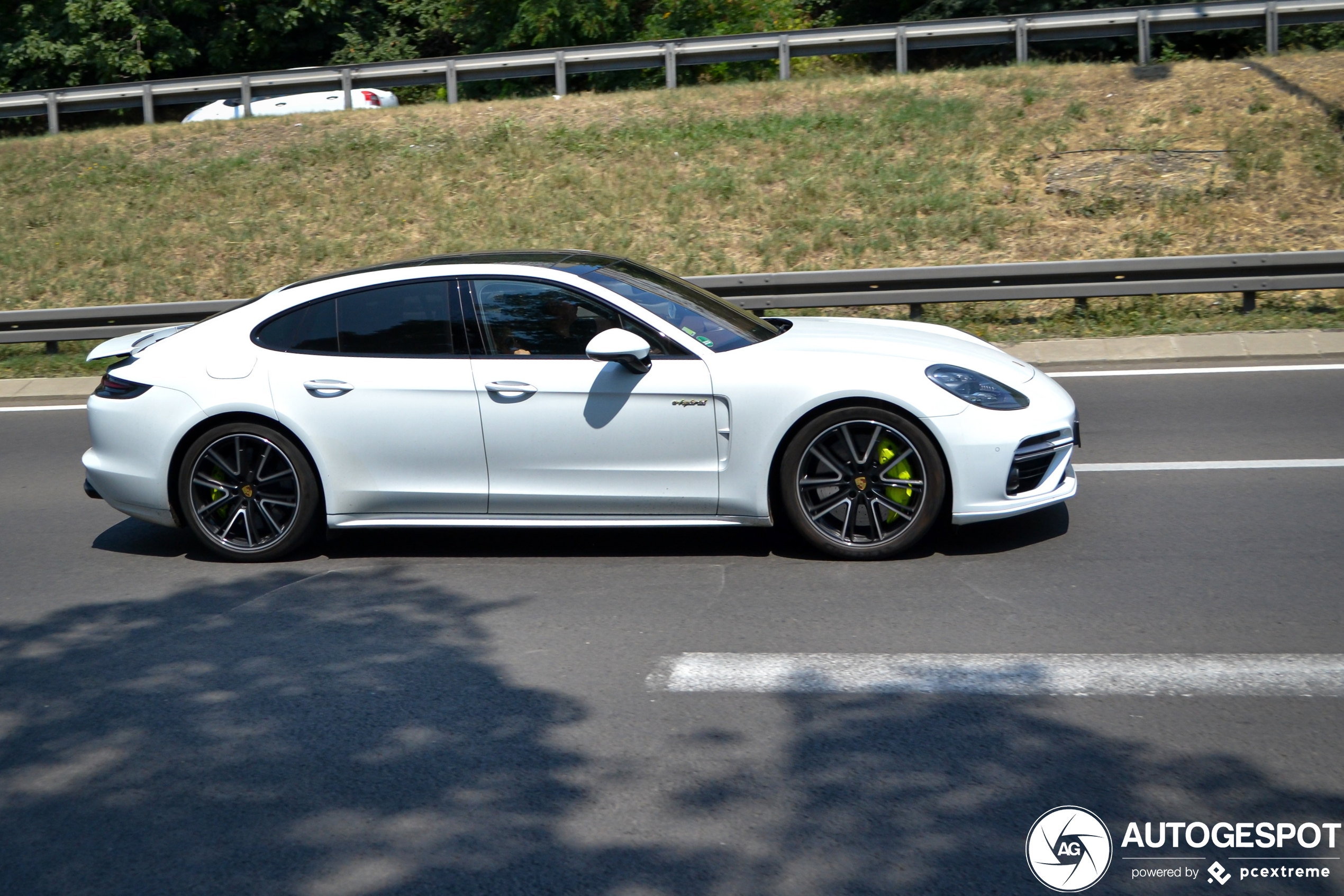 Porsche 971 Panamera Turbo S E-Hybrid